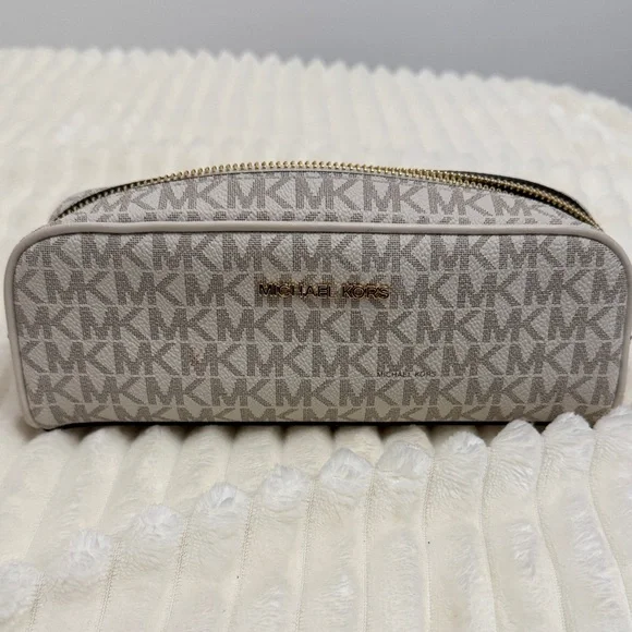 Michael Kors Cream Monogram Pouch - Picture 1 of 5